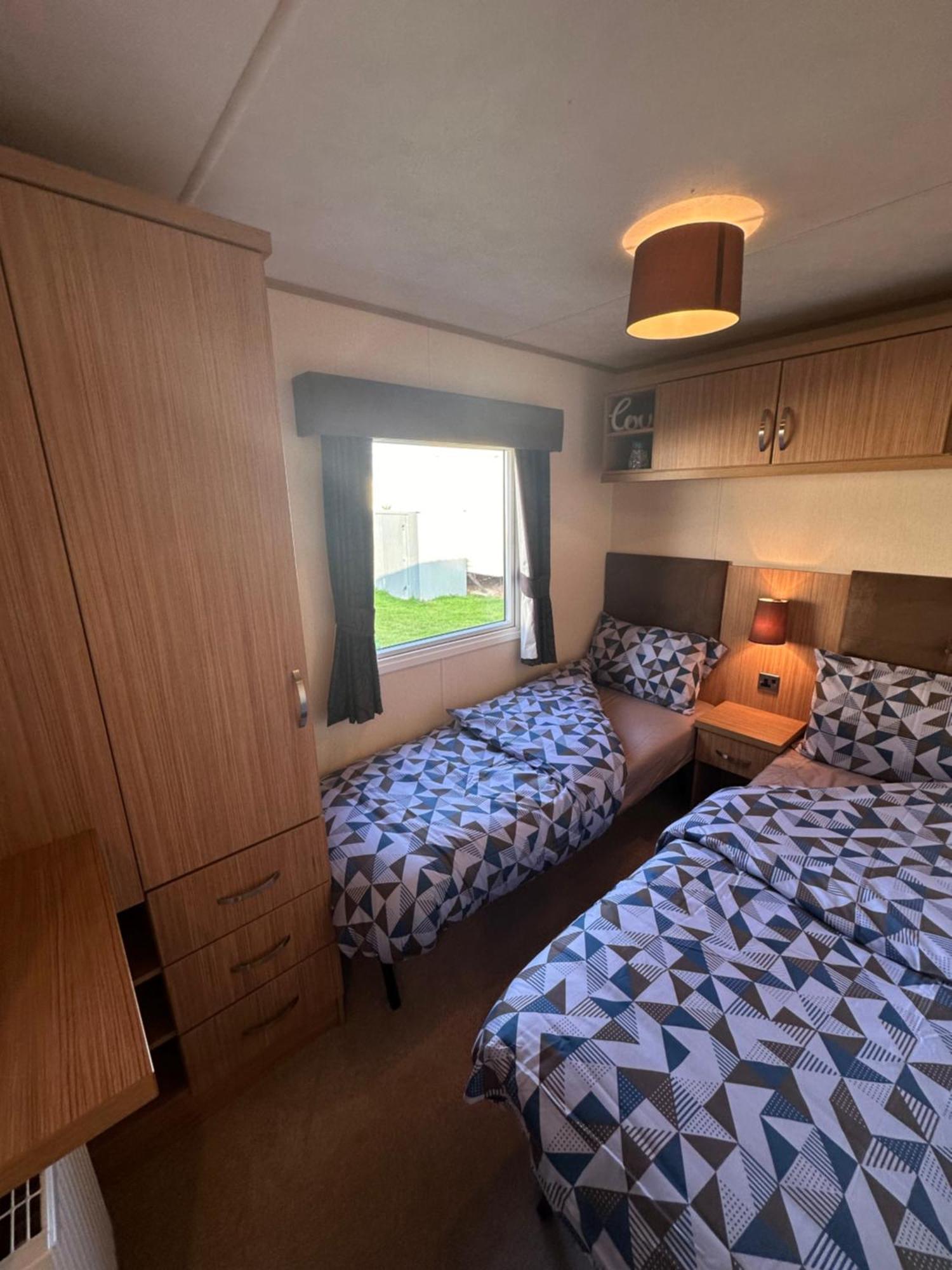 8 Berth Waterside Ingoldmells Santanavan 8 C22 Luaran gambar